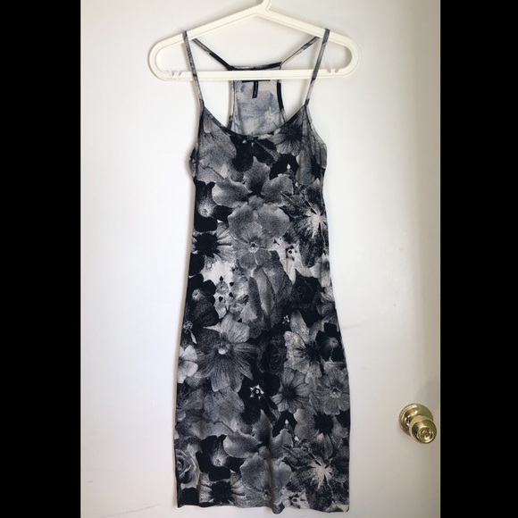 B&W Flower Print Summer Dress - Picture 1 of 3